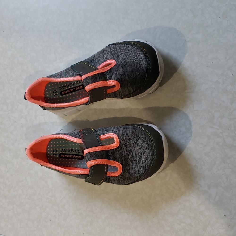 Toddler Girl‎ shoes Danskin brand size 10
